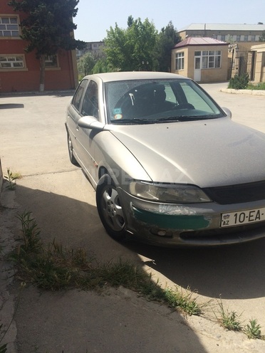 Opel Vectra 1999, 247,000 km - 1.8 l - Bakı