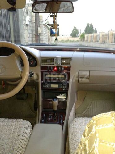 Mercedes C 200 1998, 253,000 km - 2.0 l - Bakı