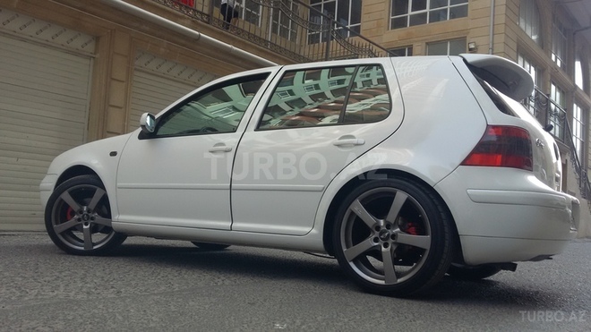 Volkswagen Golf 2002, 109,000 km - 1.6 l - Bakı
