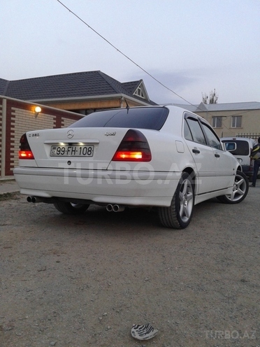 Mercedes C 220 1998, 210,000 km - 2.2 l - Bakı
