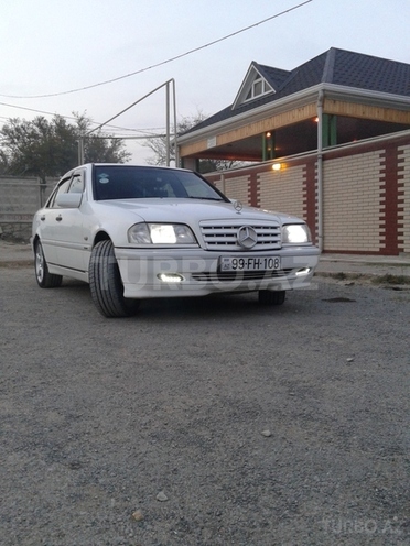 Mercedes C 220 1998, 210,000 km - 2.2 l - Bakı