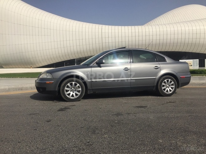Volkswagen Passat 2004, 209,000 km - 1.8 l - Bakı