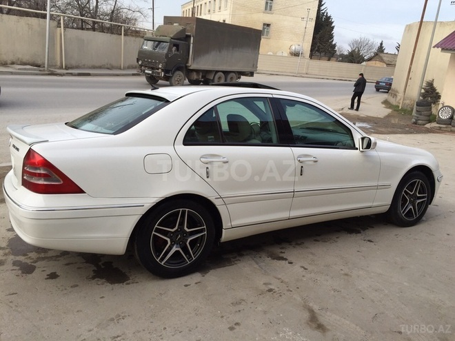 Mercedes C 240 2002, 200,000 km - 2.4 l - Bakı