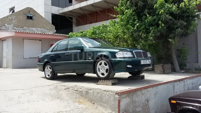 Mercedes C 240 1997, 270,000 km - 2.4 l - Bakı