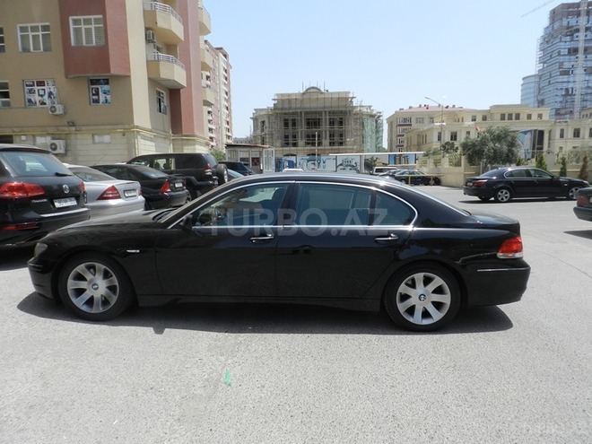 BMW 750 2006, 107,000 km - 4.8 л - Bakı