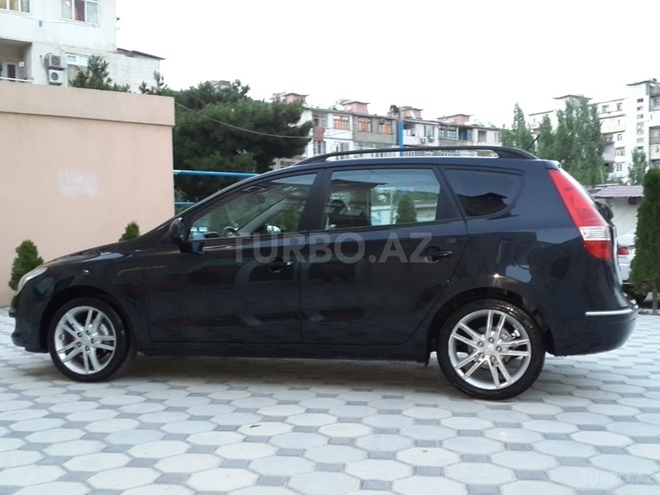 Hyundai i30 2009, 56,000 km - 2.0 l - Bakı