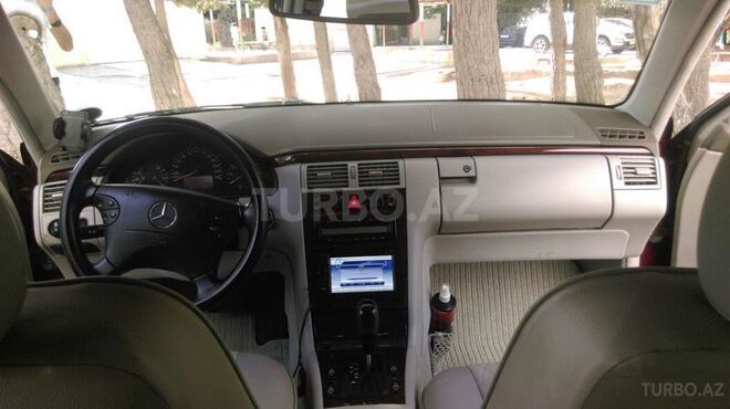 Mercedes E 240 2000, 200,000 km - 2.6 l - Bakı