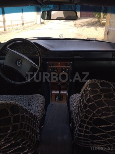Mercedes E 230 1986, 0 km - 2.3 л - Bakı