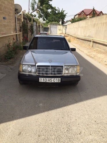 Mercedes E 230 1986, 0 km - 2.3 л - Bakı