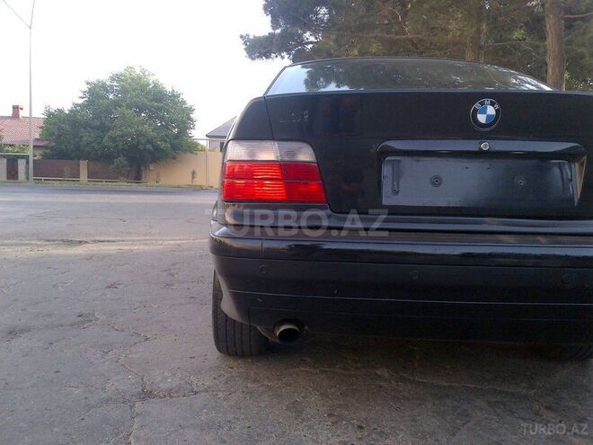BMW 320 1995, 296,596 km - 2.0 l - Bakı