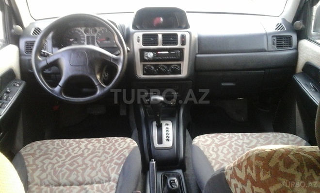 Mitsubishi Pajero io 1999, 164,000 km - 1.8 l - Bakı