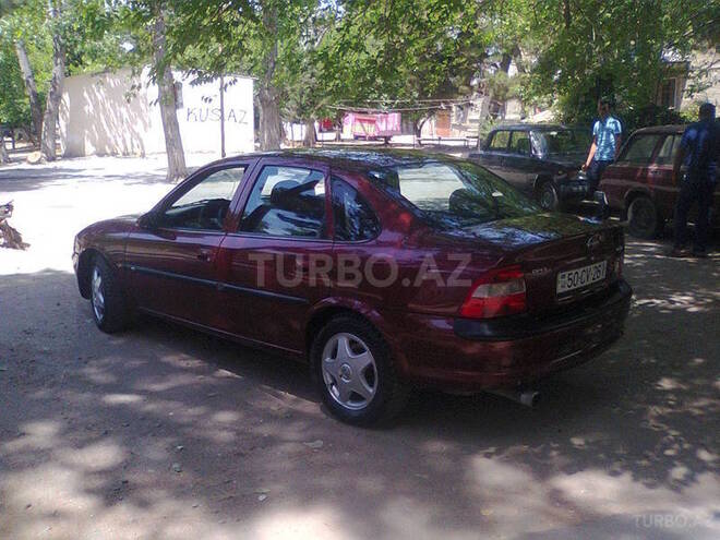 Opel Vectra 1997, 250,000 km - 1.8 l - Bakı
