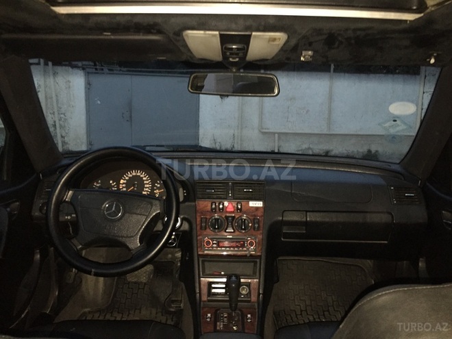 Mercedes C 240 1997, 314,000 km - 2.4 l - Bakı
