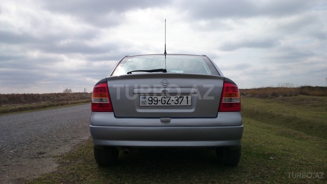 Opel Astra 2000, 175,000 km - 1.4 l - Bakı