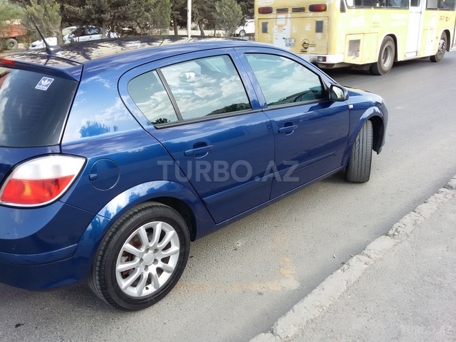 Opel Astra 2007, 157,000 km - 1.8 л - Bakı