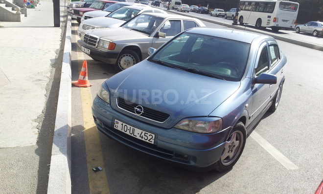 Opel Astra 1999, 240,000 km - 1.8 л - Bakı