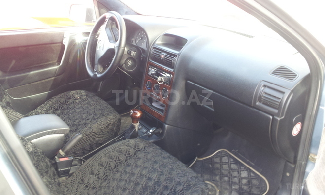Opel Astra 1999, 240,000 km - 1.8 л - Bakı