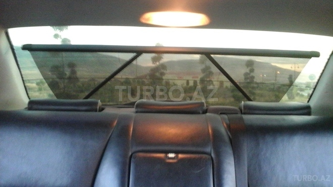 Mercedes E 240 2000, 258,000 km - 2.6 l - Bakı