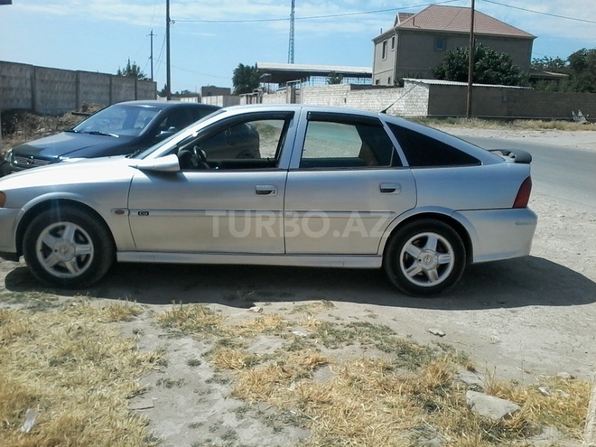 Opel Vectra 2000, 203,000 km - 1.6 l - Bakı