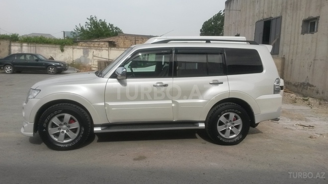 Mitsubishi Pajero 2007, 140,000 km - 3.0 l - Bakı
