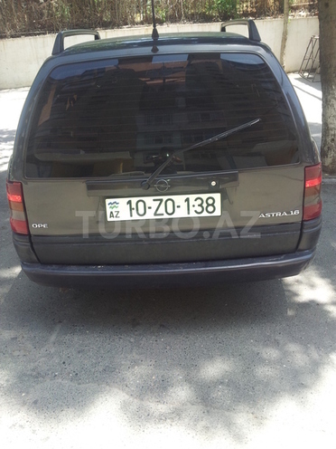 Opel Astra 1996, 350,000 km - 1.6 л - Bakı