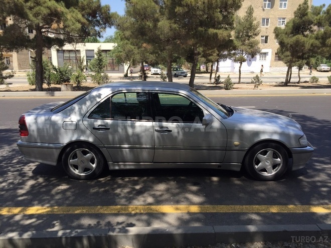 Mercedes C 240 1998, 161,600 km - 2.4 l - Bakı