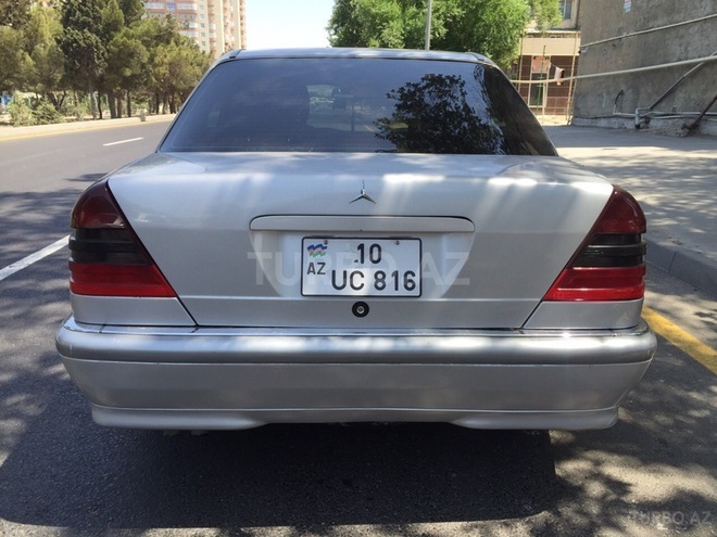 Mercedes C 240 1998, 161,600 km - 2.4 l - Bakı