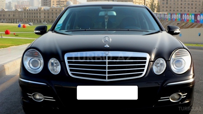 Mercedes E 220 2006, 166,000 km - 2.2 l - Bakı