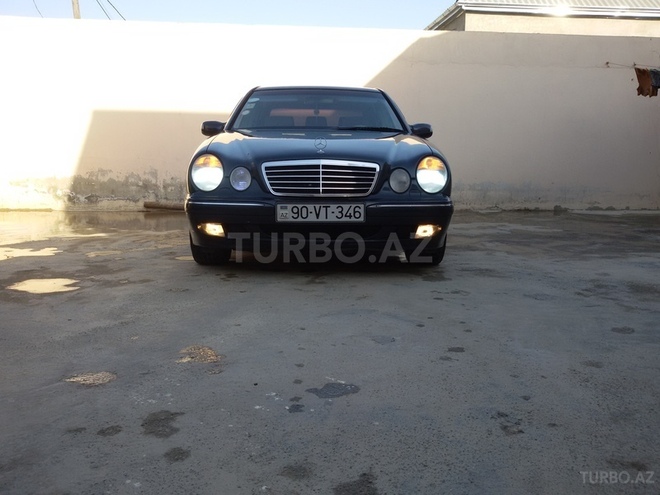 Mercedes E 200 2000, 2,010,000 km - 2.0 l - Bakı