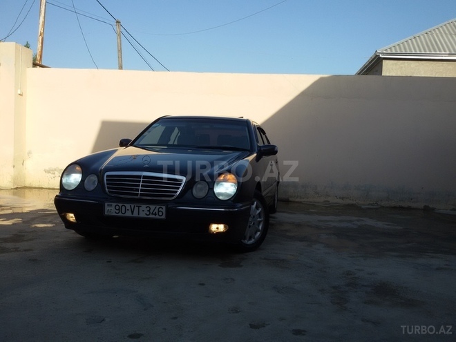 Mercedes E 200 2000, 2,010,000 km - 2.0 l - Bakı