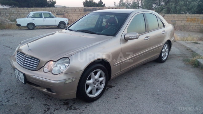 Mercedes C 240 2001, 288,000 km - 2.6 l - Bakı
