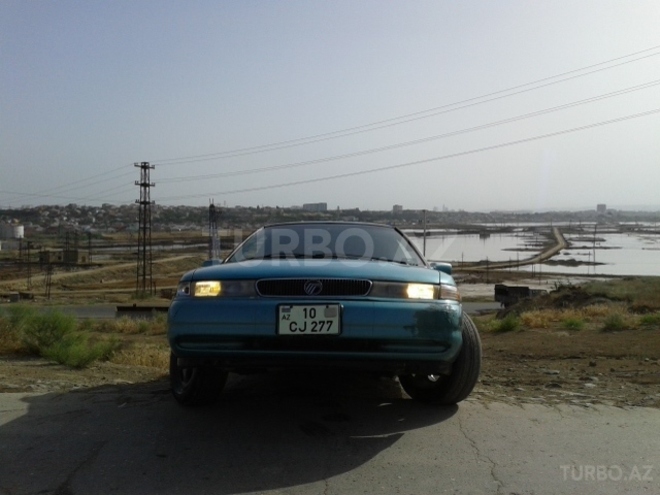 Ford  1995, 2,015,000 km - 2.0 l - Bakı