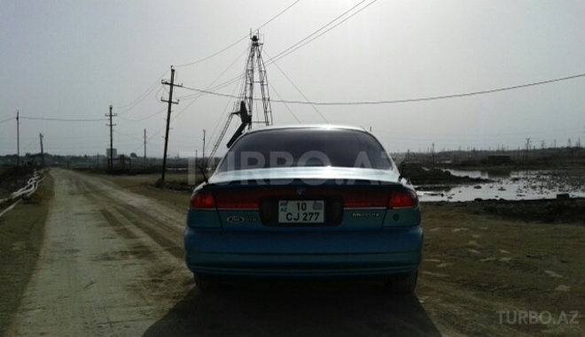 Ford  1995, 2,015,000 km - 2.0 l - Bakı