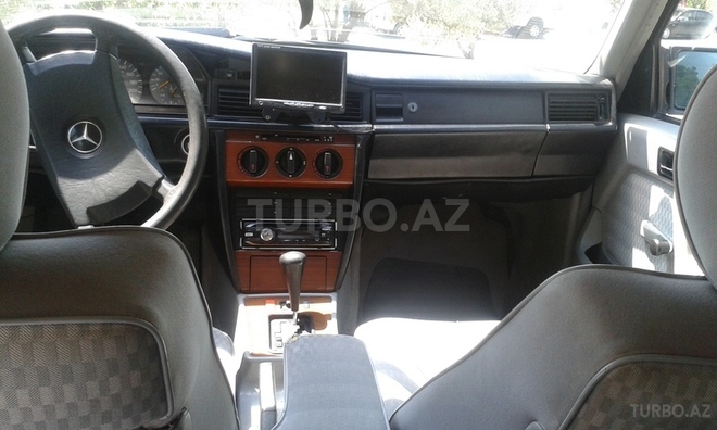 Mercedes 190 1992, 255,000 km - 2.0 l - Bakı