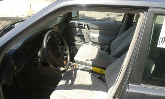 Mercedes 190 1992, 255,000 km - 2.0 l - Bakı
