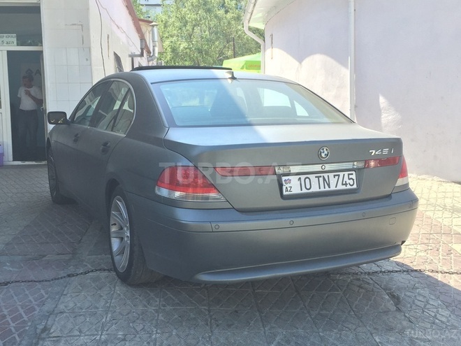 BMW 745 2002, 320,000 km - 4.4 l - Bakı