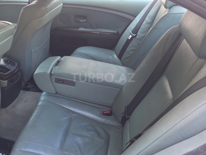 BMW 745 2002, 320,000 km - 4.4 l - Bakı