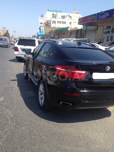 BMW X6 2011, 83,000 km - 4.4 l - Bakı