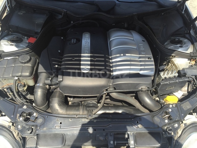 Mercedes C 220 2001, 220,000 km - 2.2 l - Bakı