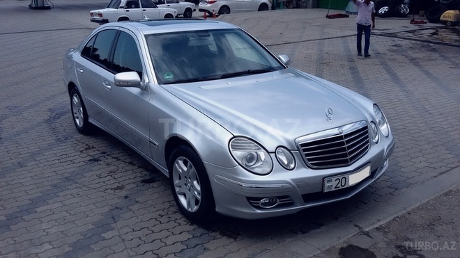 Mercedes E 220 2008, 163,500 km - 2.1 л - Bakı