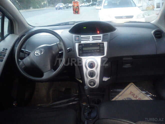 Toyota Yaris 2008, 72,000 km - 1.3 l - Bakı