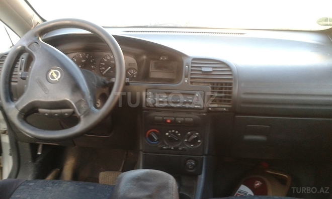 Opel Zafira 1999, 300,000 km - 1.8 л - Bakı