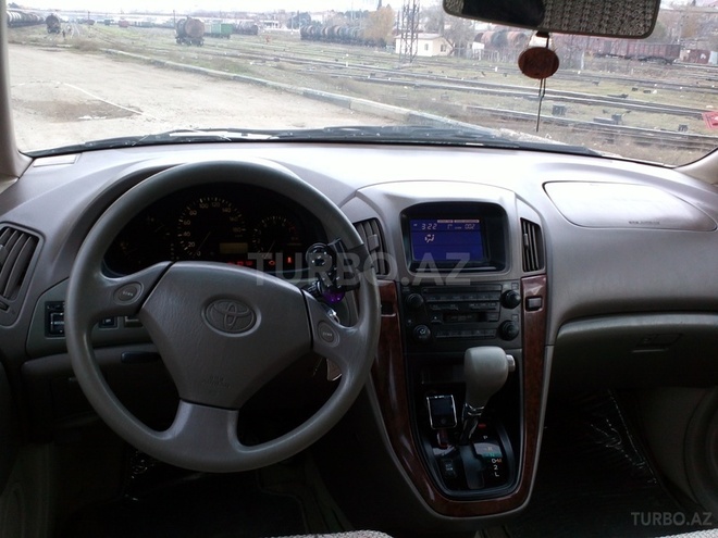 Toyota Harrier 2001, 98,000 km - 2.2 л - Bakı
