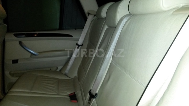 BMW X5 2006, 280,000 km - 0.3 л - Bakı
