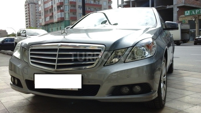 Mercedes E 220 2011, 130,000 km - 2.2 л - Bakı