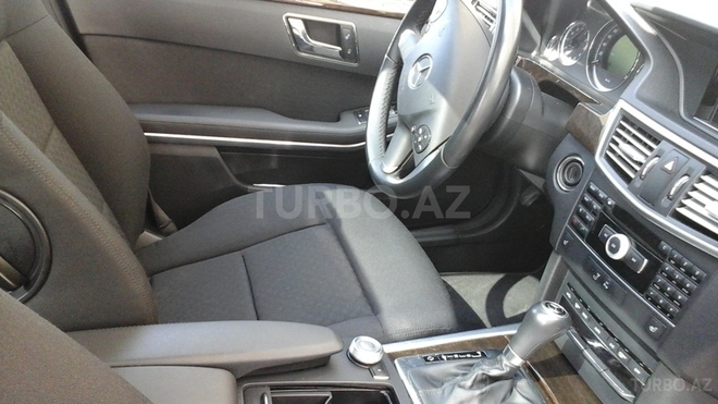 Mercedes E 220 2011, 130,000 km - 2.2 л - Bakı