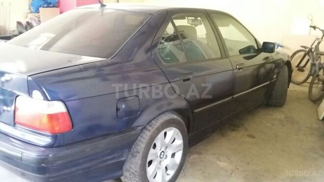 BMW 320 1993, 338,000 km - 2.0 l - Bakı
