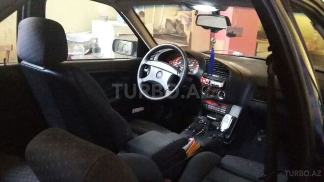 BMW 320 1993, 338,000 km - 2.0 l - Bakı