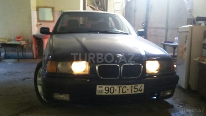 BMW 320 1993, 338,000 km - 2.0 l - Bakı