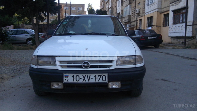 Opel Astra 1995, 105,980 km - 1.7 l - Bakı